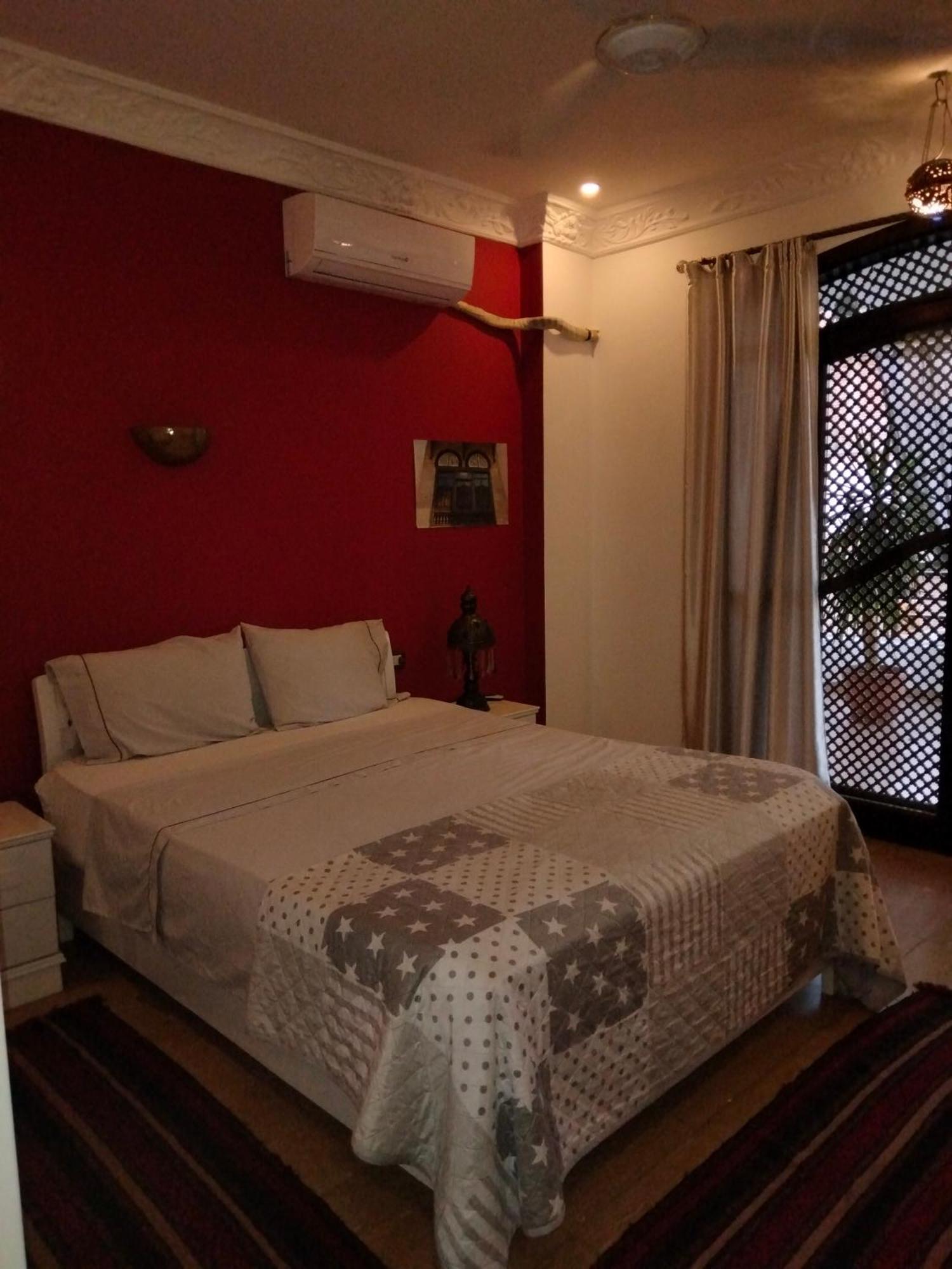 Villa Quiet Place Luxor Exteriör bild